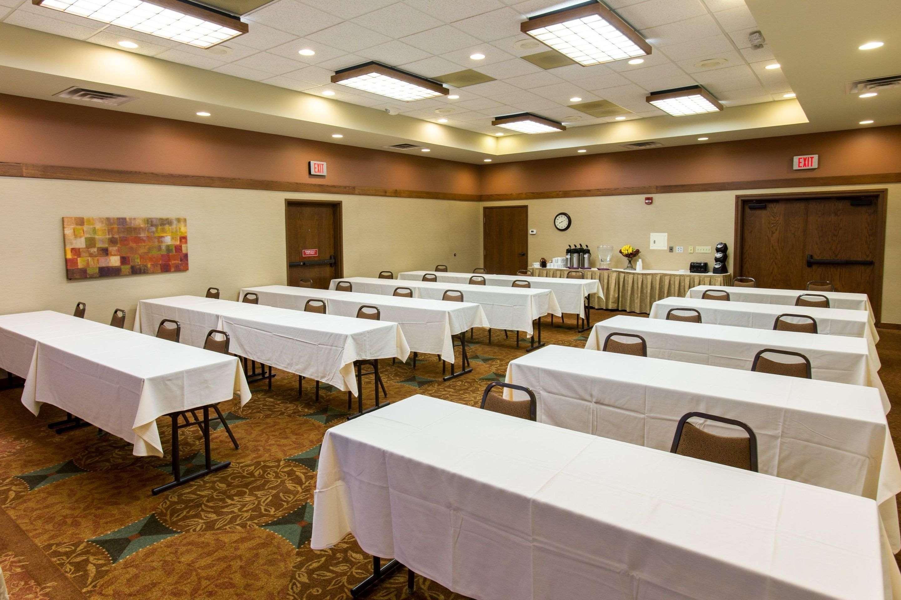 Comfort Inn Okemos - East Lansing Exterior photo